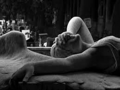 Сечин проигнорировал свой вызов в суд, он знает цену себе и российскому правосудию